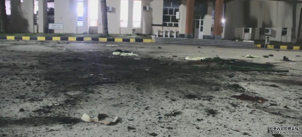 抓拍翼龙2无人机空袭惨状,导弹准确击中人群,28人被炸死