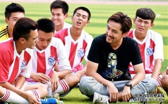 中国版"穆帅"来了!足球题材青春剧火遍电视荧屏